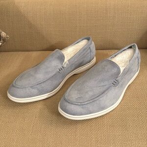 Men’s loafers.